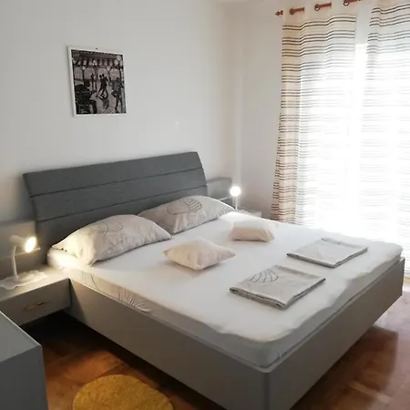 Slavka Apartment Primosten
