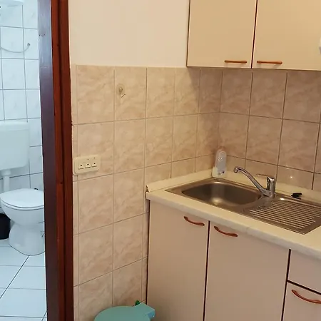 Slavka Apartment *