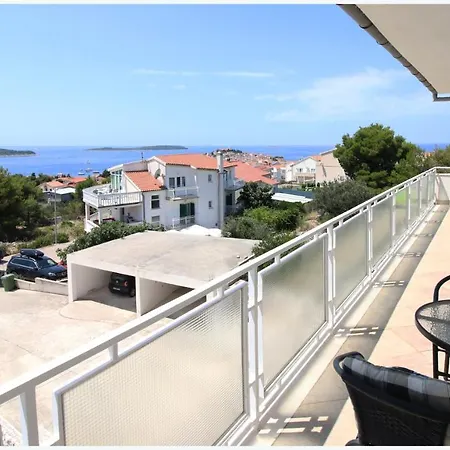 Slavka * プリモシュテン